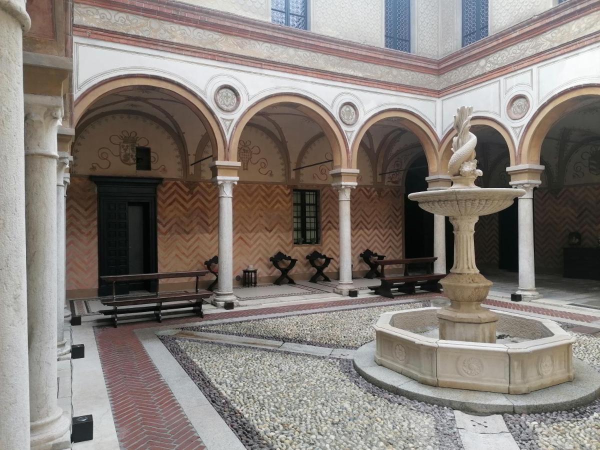 Foresteria Palazzo Guazzoni Zaccaria Cremona Eksteriør billede