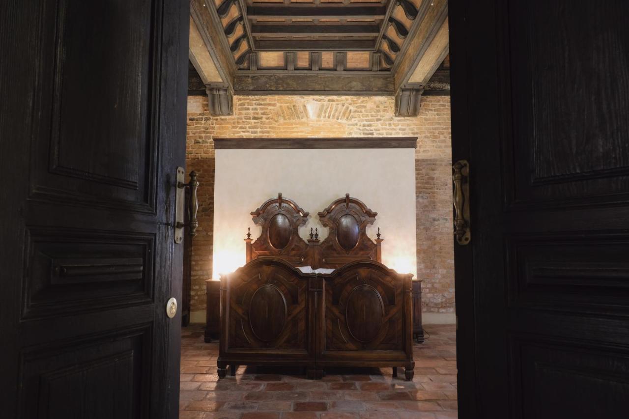 Foresteria Palazzo Guazzoni Zaccaria Cremona Eksteriør billede