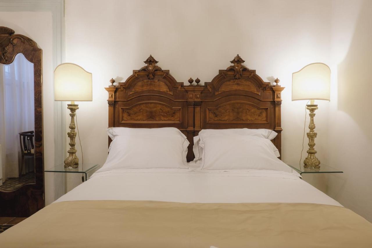Foresteria Palazzo Guazzoni Zaccaria Cremona Eksteriør billede