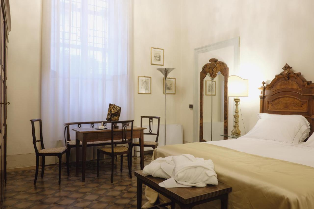 Foresteria Palazzo Guazzoni Zaccaria Cremona Eksteriør billede