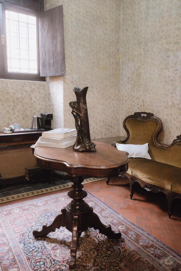 Foresteria Palazzo Guazzoni Zaccaria Cremona Eksteriør billede