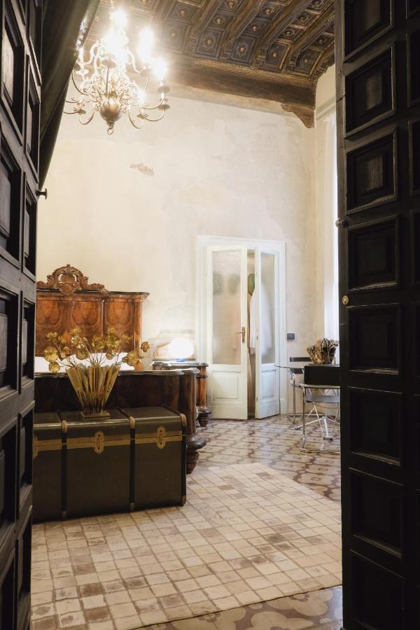 Foresteria Palazzo Guazzoni Zaccaria Cremona Eksteriør billede